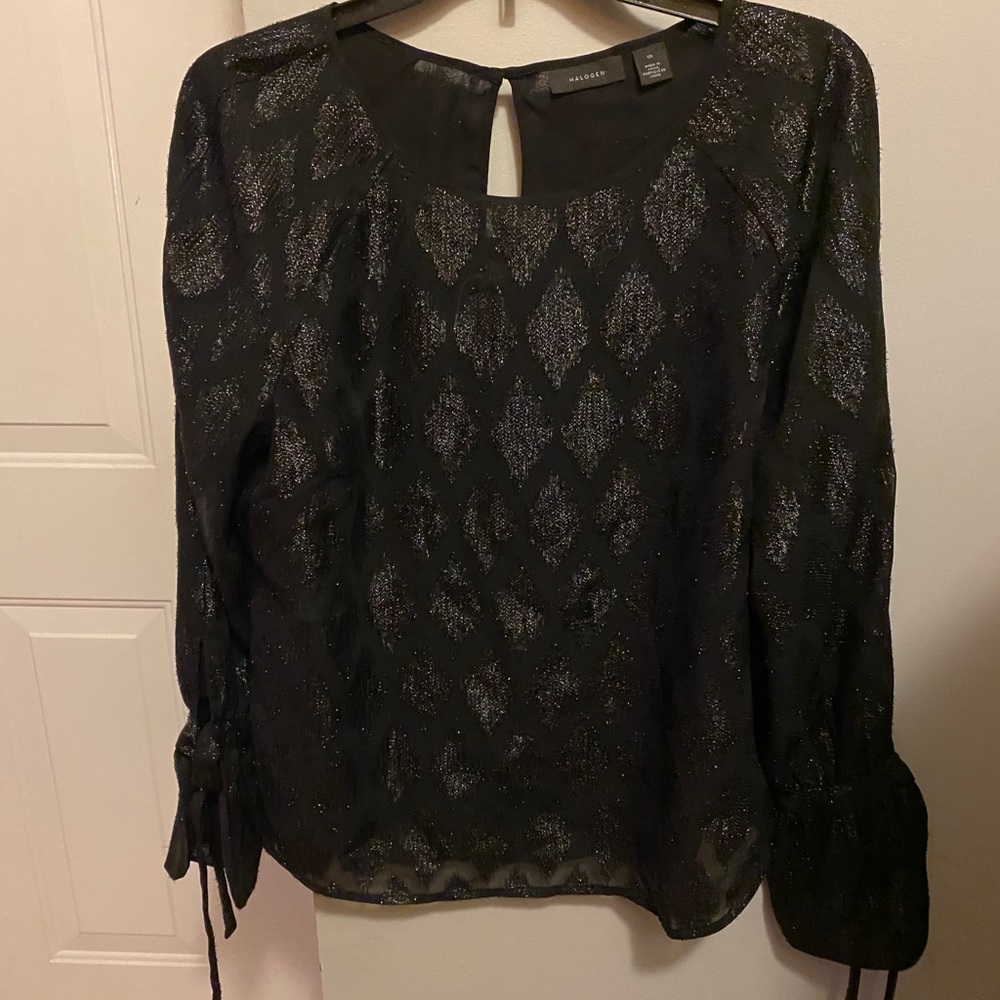 Halogen Medium Black detailed blouse